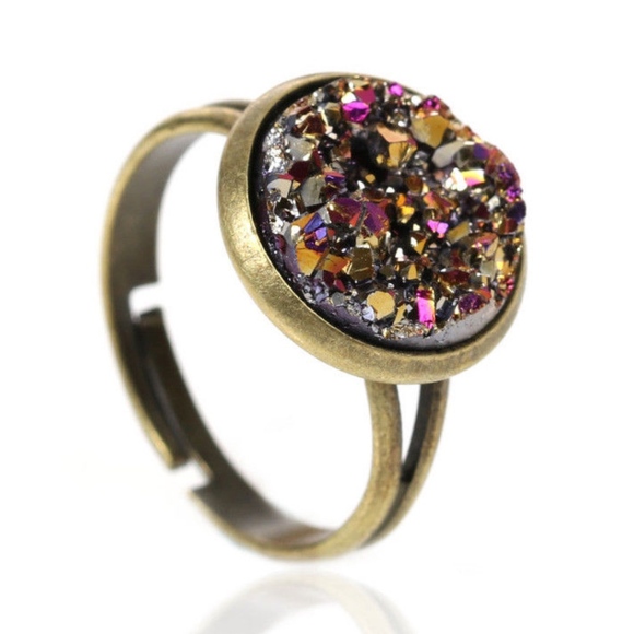 Sizable Cocktail Ring with Drusy Stone Multi Color - Picture 1 of 2